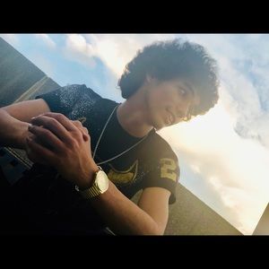 Meet your Posher, Joshua